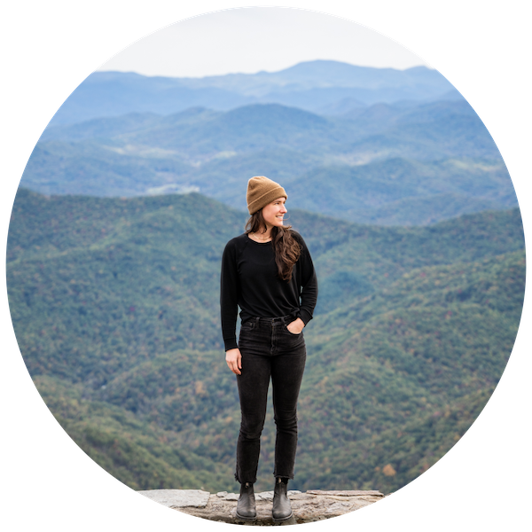 top photographer in Franklin, highlands and nantahala for weddings, food and real estate. Molly Harris masters the art of combining nature within her photography. 